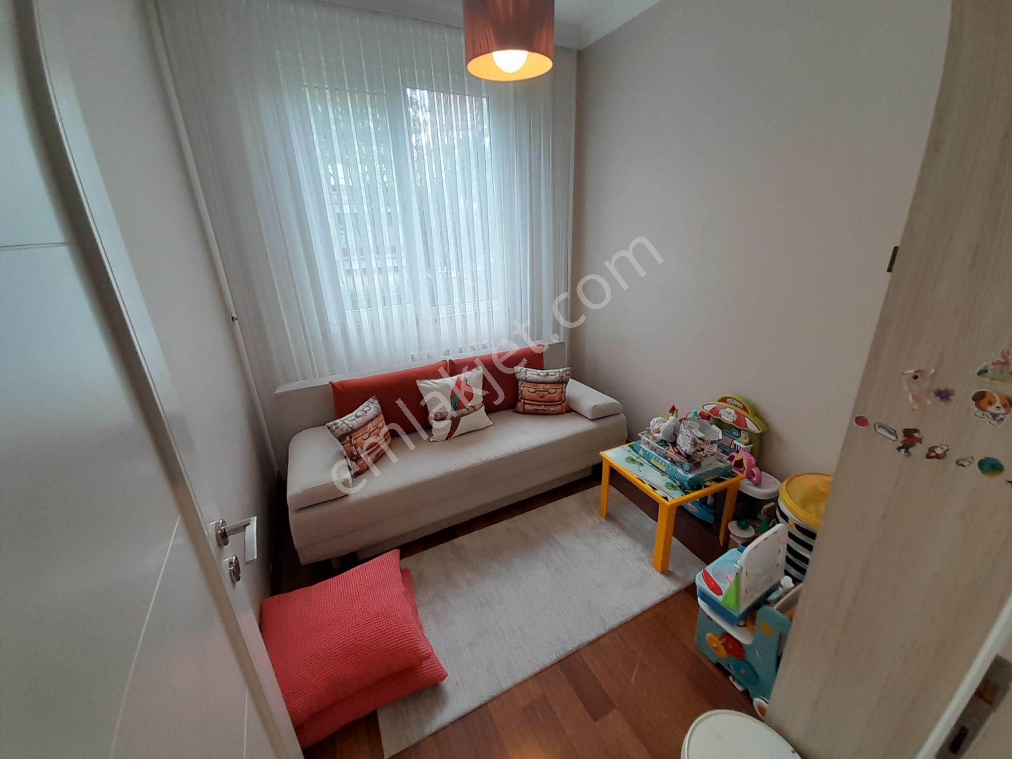 Bakırköy Kartaltepe Zuhuratbaba Cd E Banyolu Kapalı Otoparklı 3+1 Satılık Daire - Görsel 17