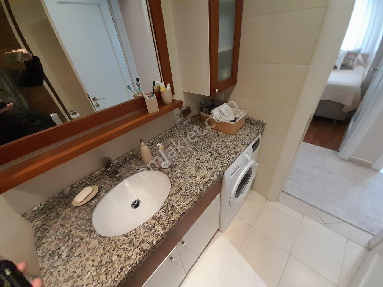 Bakırköy Kartaltepe Zuhuratbaba Cd E Banyolu Kapalı Otoparklı 3+1 Satılık Daire - Görsel 22