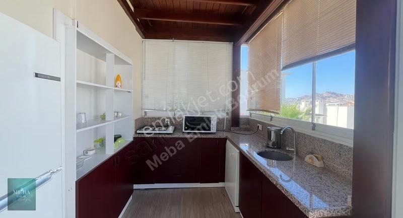 Merkezi Konumda Plajlı Tam Müstakil Manzaralı 3+2 Villa - Görsel 14