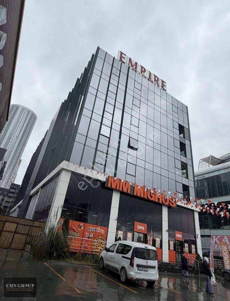 Empire Beylikdüzü E-5 Üzerinde Metrobüs Yanı Kiralık 1+0 Ofis - Görsel 7
