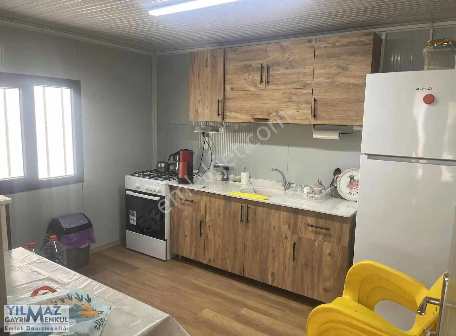 Aliağa Organize Sanayi Yolunda 1.300 M² Satılık Depolama Alanı - Görsel 5