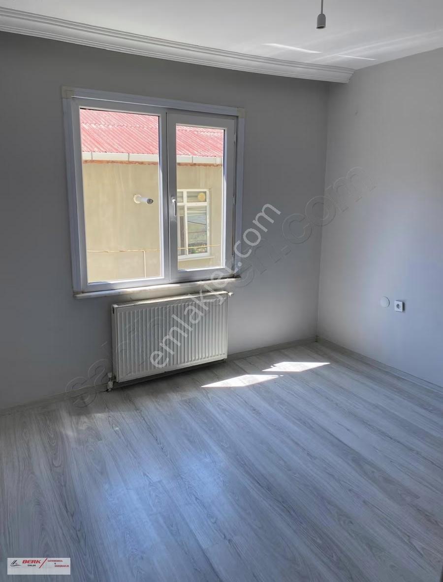 Tekirdağ Süleymanpaşa Çiftlikönü Mahallesi 3+1 Kiralık Daire - Görsel 6