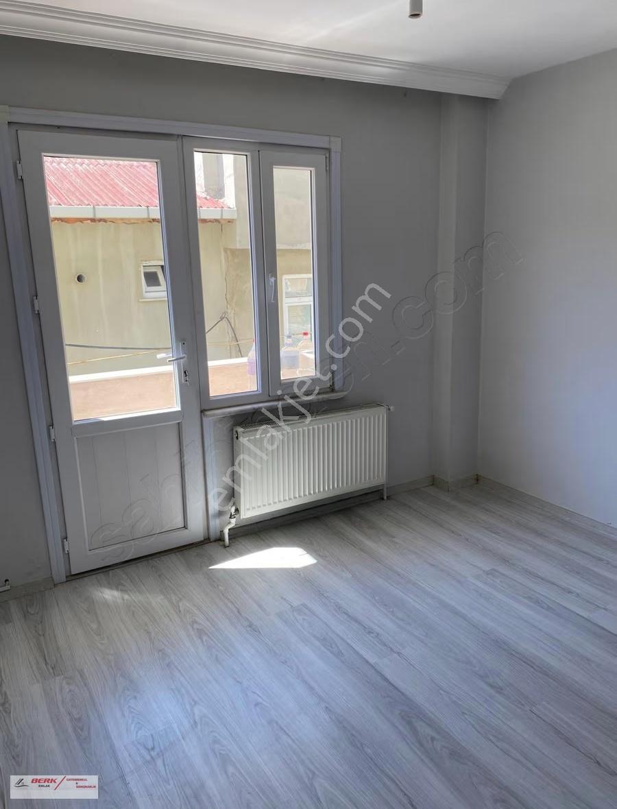 Tekirdağ Süleymanpaşa Çiftlikönü Mahallesi 3+1 Kiralık Daire - Görsel 12