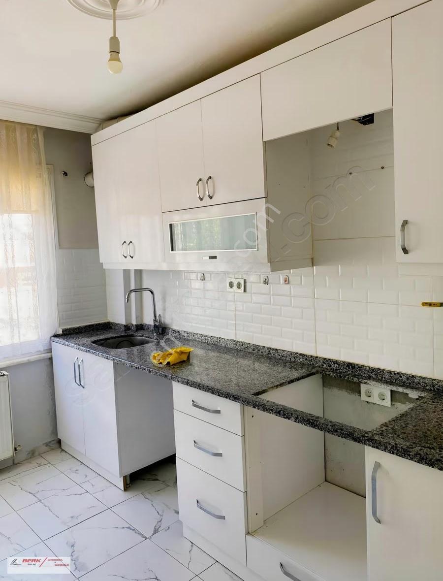 Tekirdağ Süleymanpaşa Çiftlikönü Mahallesi 3+1 Kiralık Daire - Görsel 3