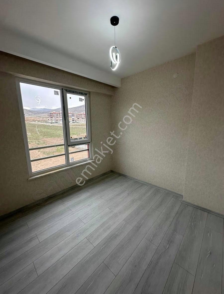 Kahramanlar Caddesine Yakın 2+1 Arakat - Görsel 16