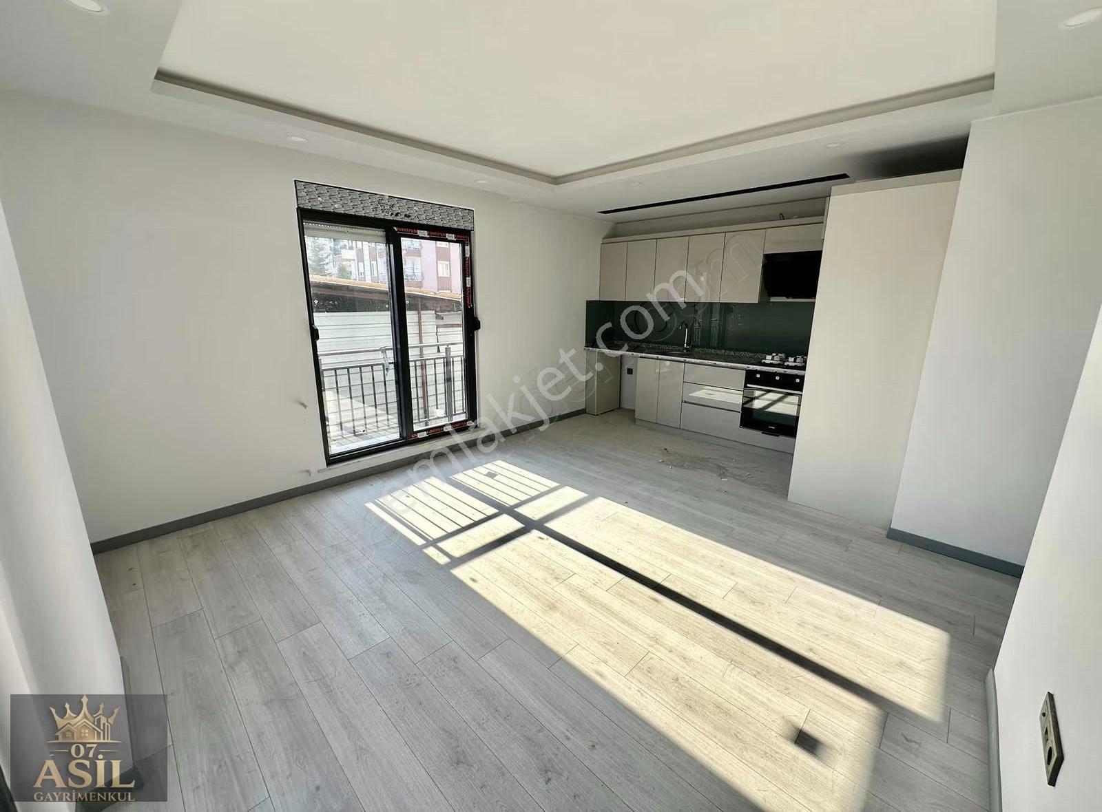 Teomanpaşada Açık Mutfaklı Çok Şık Bir Daire - Görsel 6