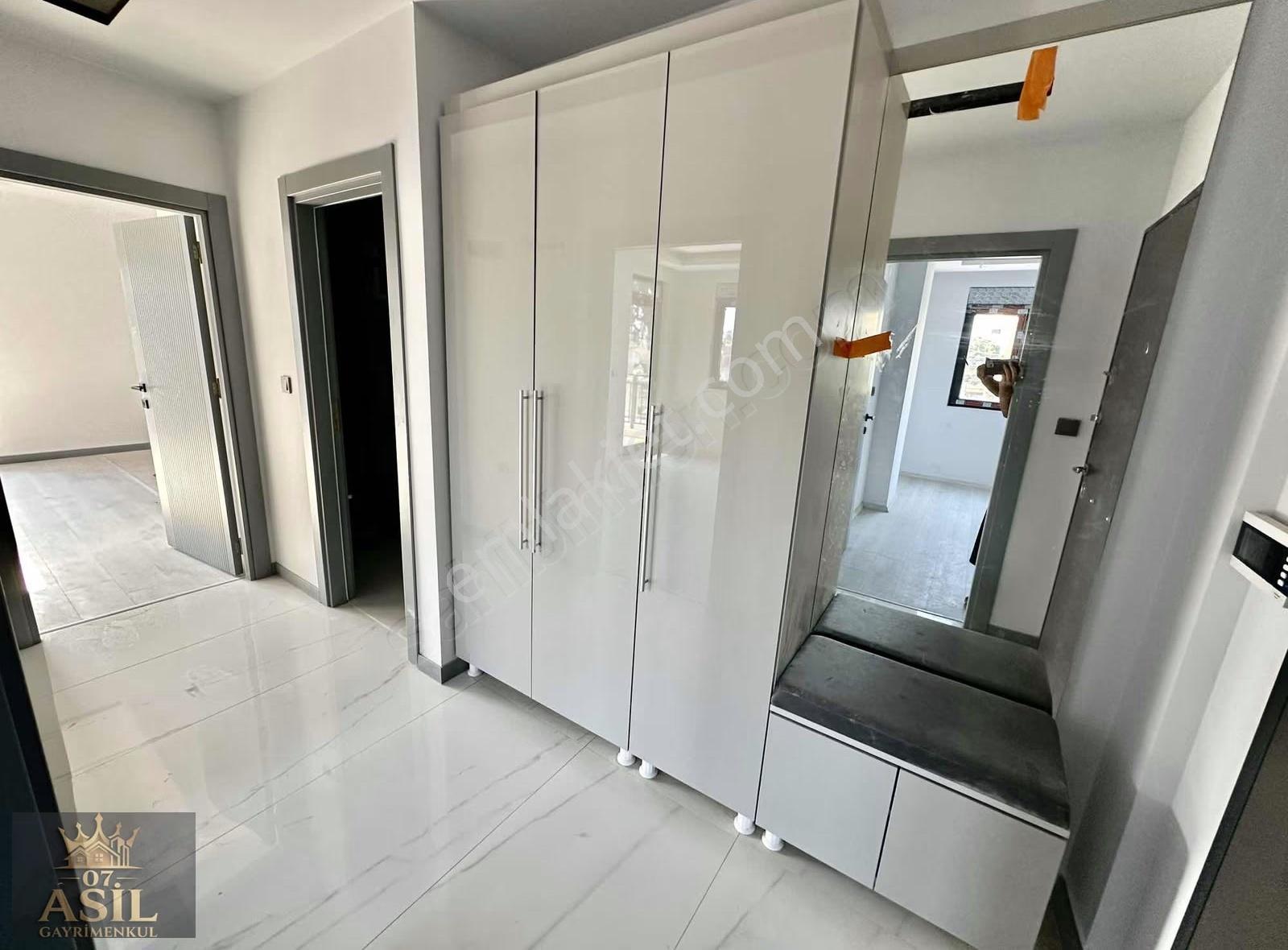 Teomanpaşada Açık Mutfaklı Çok Şık Bir Daire - Görsel 18