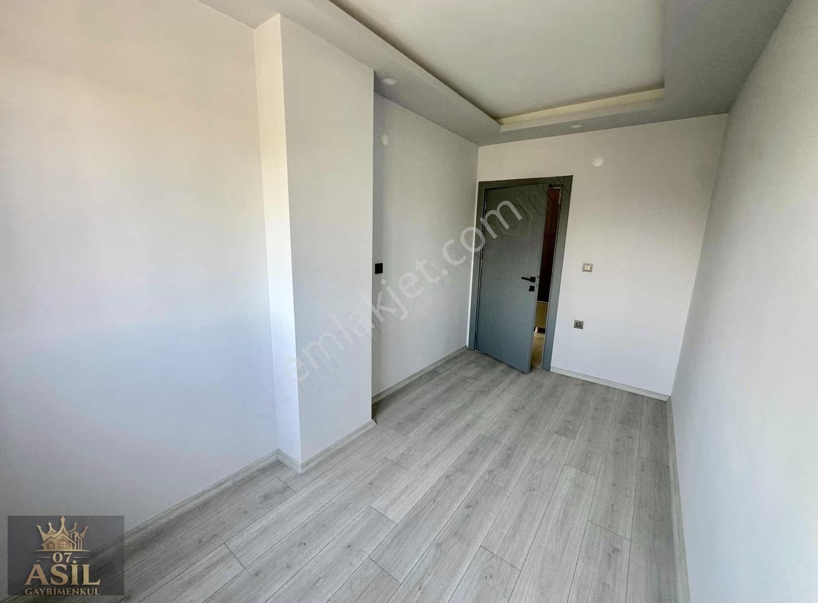 Teomanpaşada Açık Mutfaklı Çok Şık Bir Daire - Görsel 19