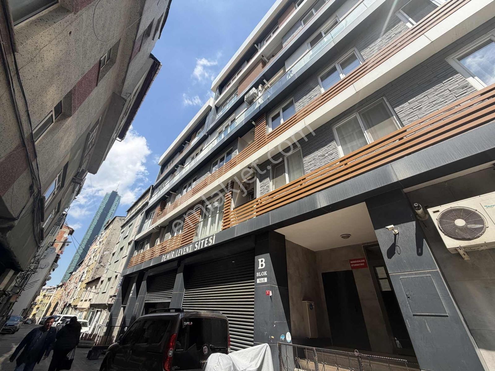 Zorlu Holding Karşısı 3+1 Otoparklı Asansörlü Dublex Daire - Görsel 12