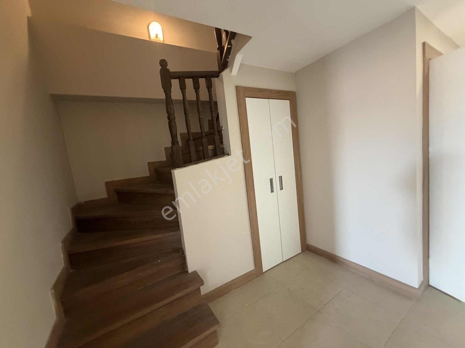Zorlu Holding Karşısı 3+1 Otoparklı Asansörlü Dublex Daire - Görsel 18