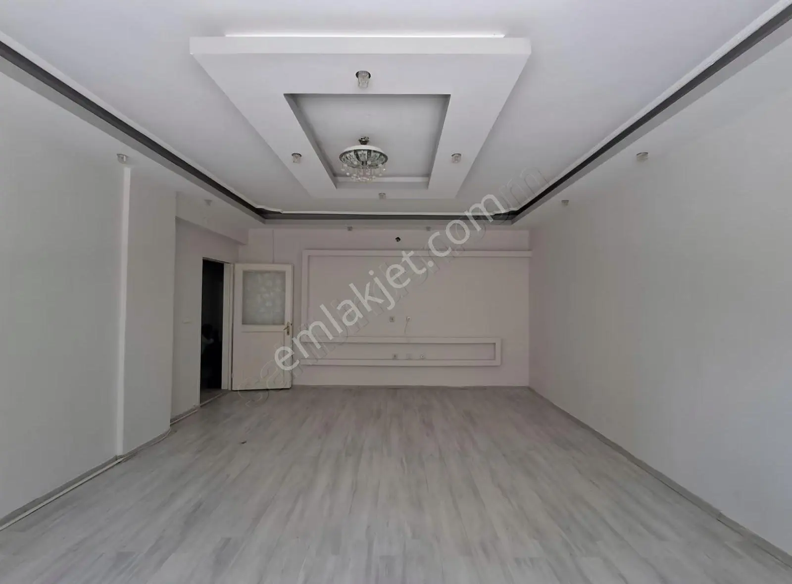 İkizler Gayrimenkul'den Özalperde Satılık 3+1 Yapılı Daire..