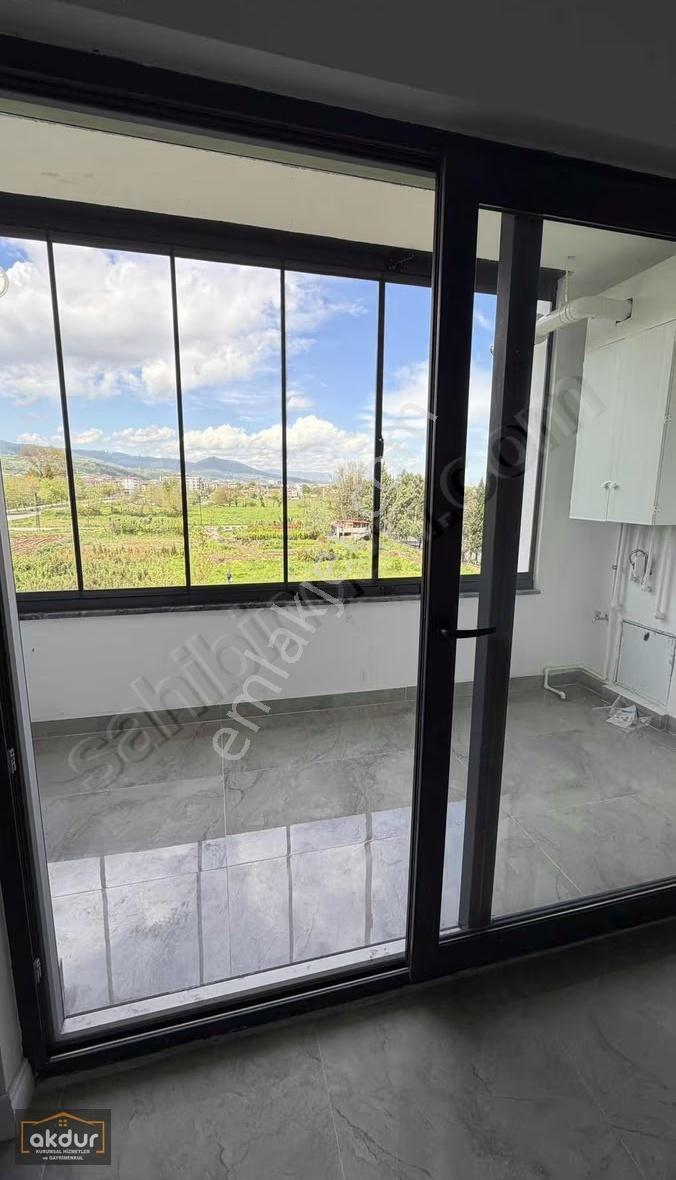 Akdur'dan Tekkeköy'de Kiralık 1+1 Hastane Projesi Yanın'da Daire - Görsel 2