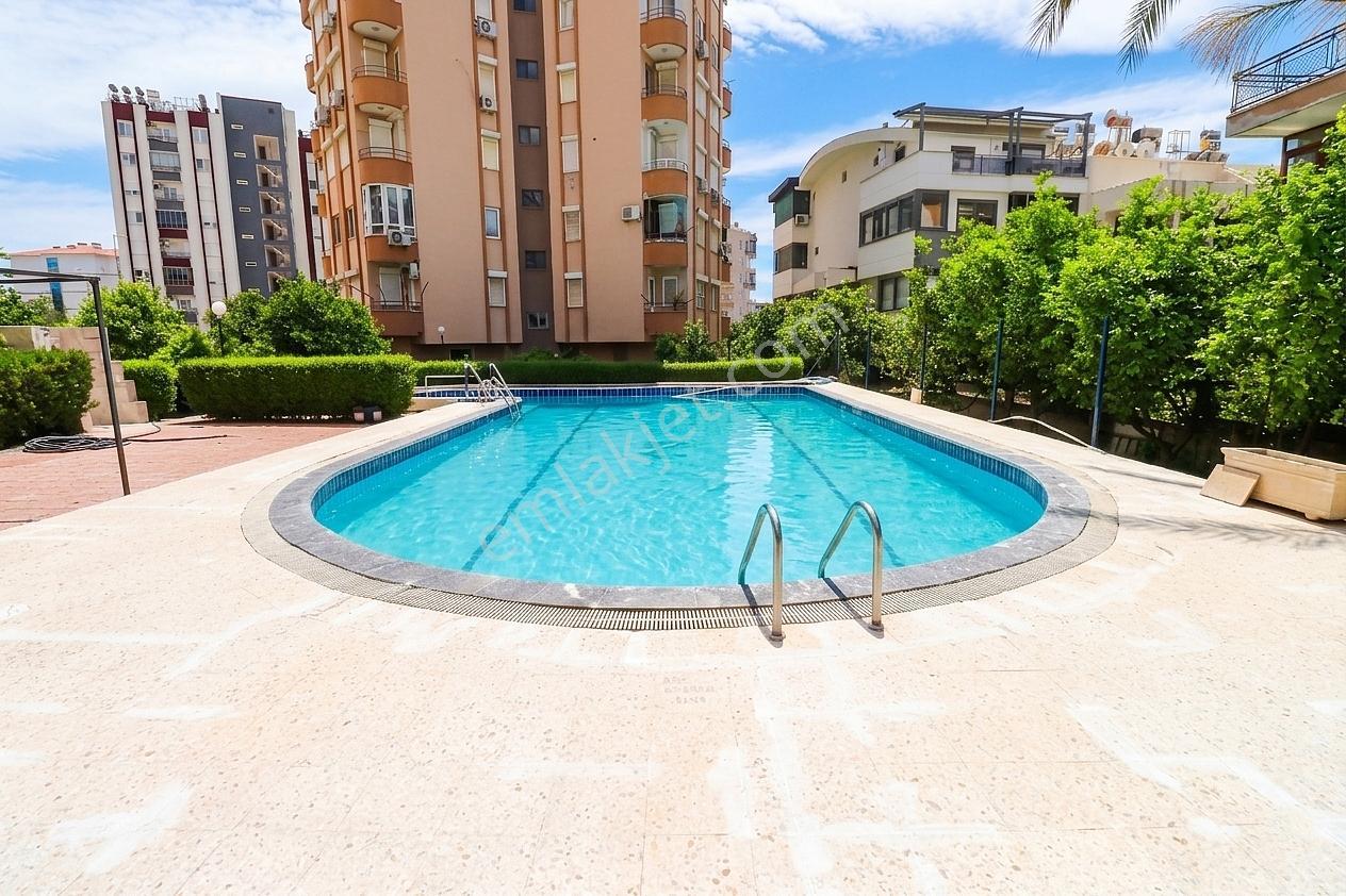 Antalya Larada Havuzlu Site İçerisinde 2+1 Satılık Daire |tekce
