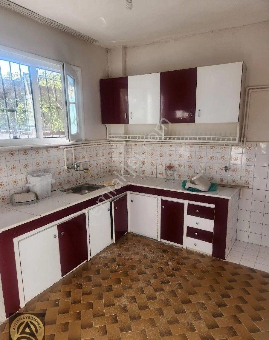 Sarıyer Madende 3+1 Geniş Kullanımlı Ferah Kiralık Daire. - Görsel 15