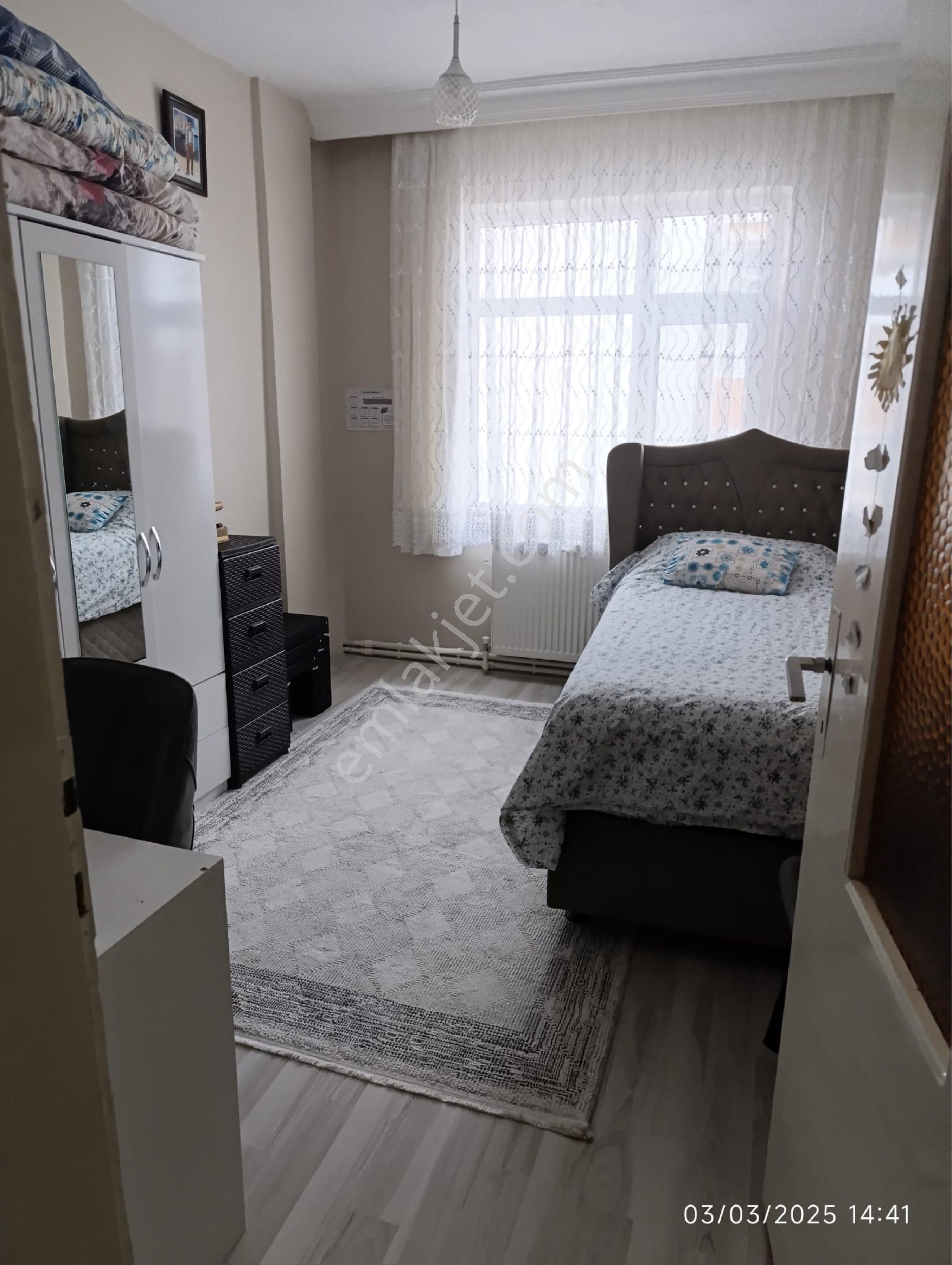 Tunçez Gm Perşembe Pz. Cvr. Satılık Geniş 2+1 Arakat Bakımlı Daire - Görsel 21