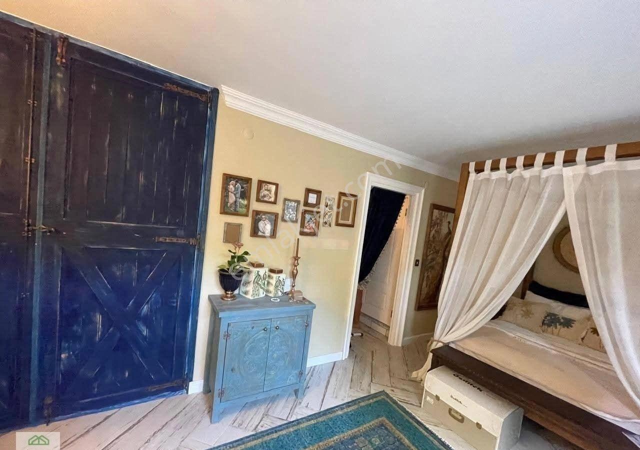Kuşadası Marina'da 2+1 Eşyalı Satılık Lüx Dublex Daire - Görsel 17