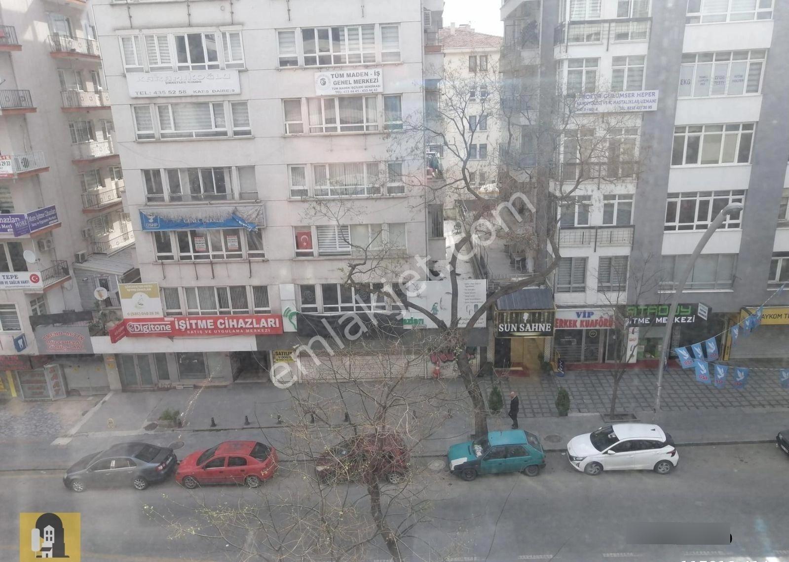 Ankara Çankaya Mitatpaşa Cadesi Üzerinde 1+1ön Cepe - Görsel 8