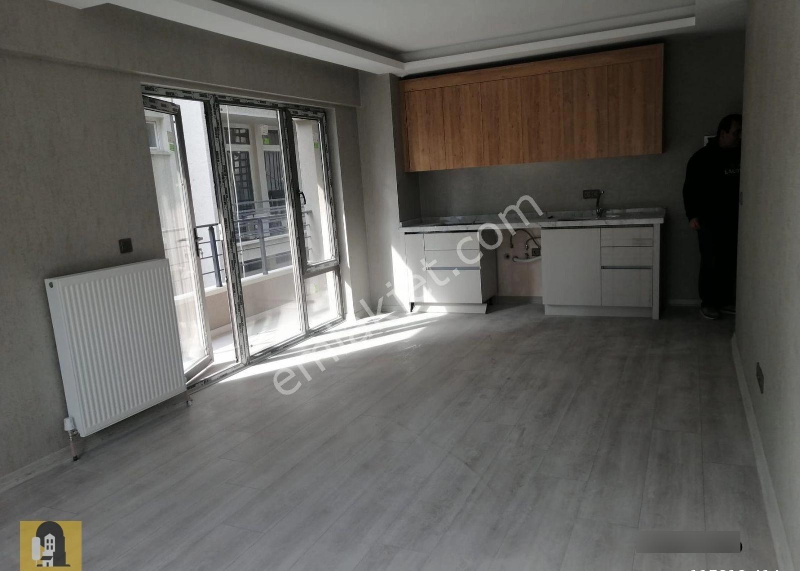 Ankara Çankaya Mitatpaşa Cadesi Üzerinde 1+1ön Cepe
