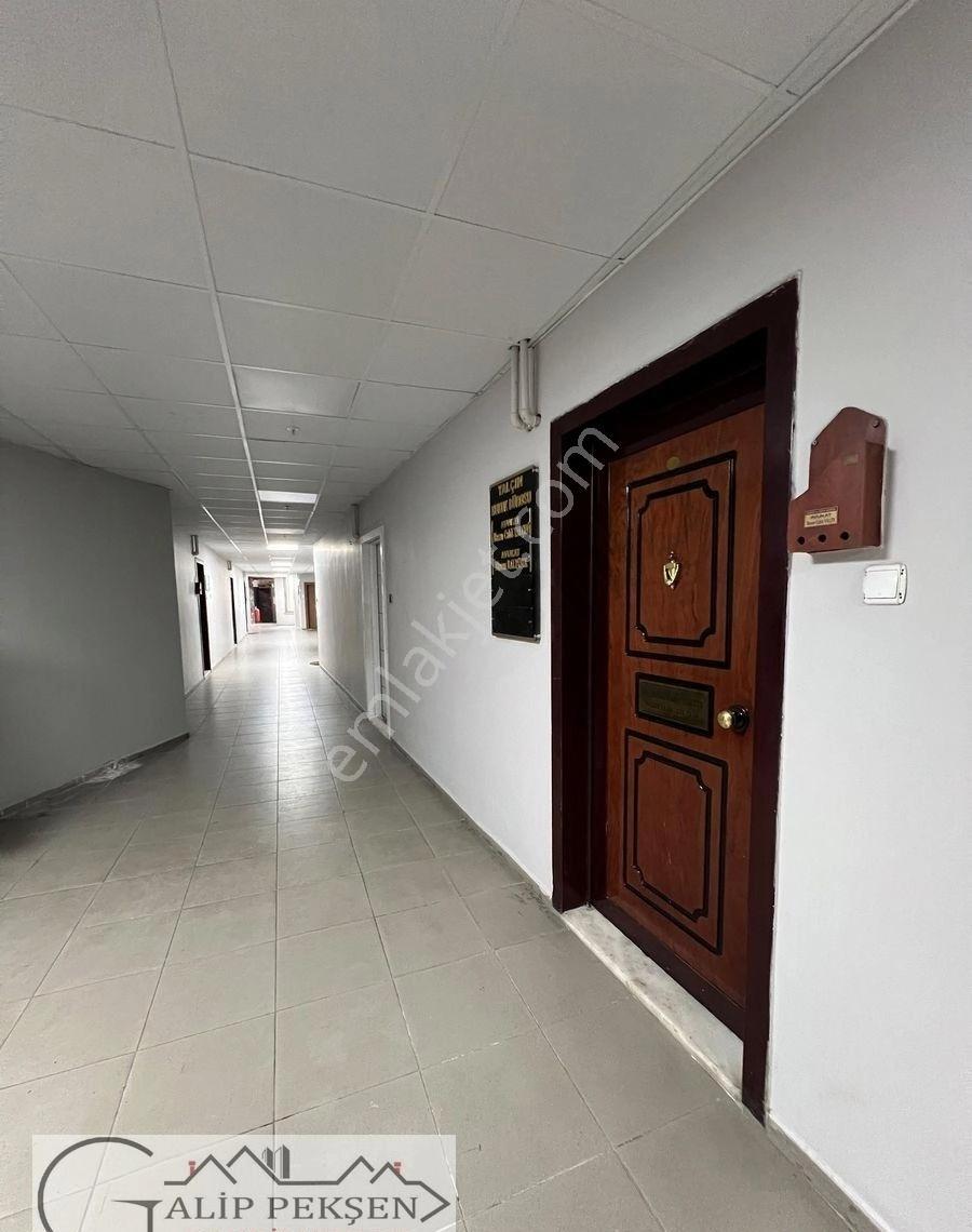 Trabzon Ortahisar Kemerkaya'da 75 M² Şehir Manzaralı, Krediye Uygun Satılık Ofis - Görsel 3