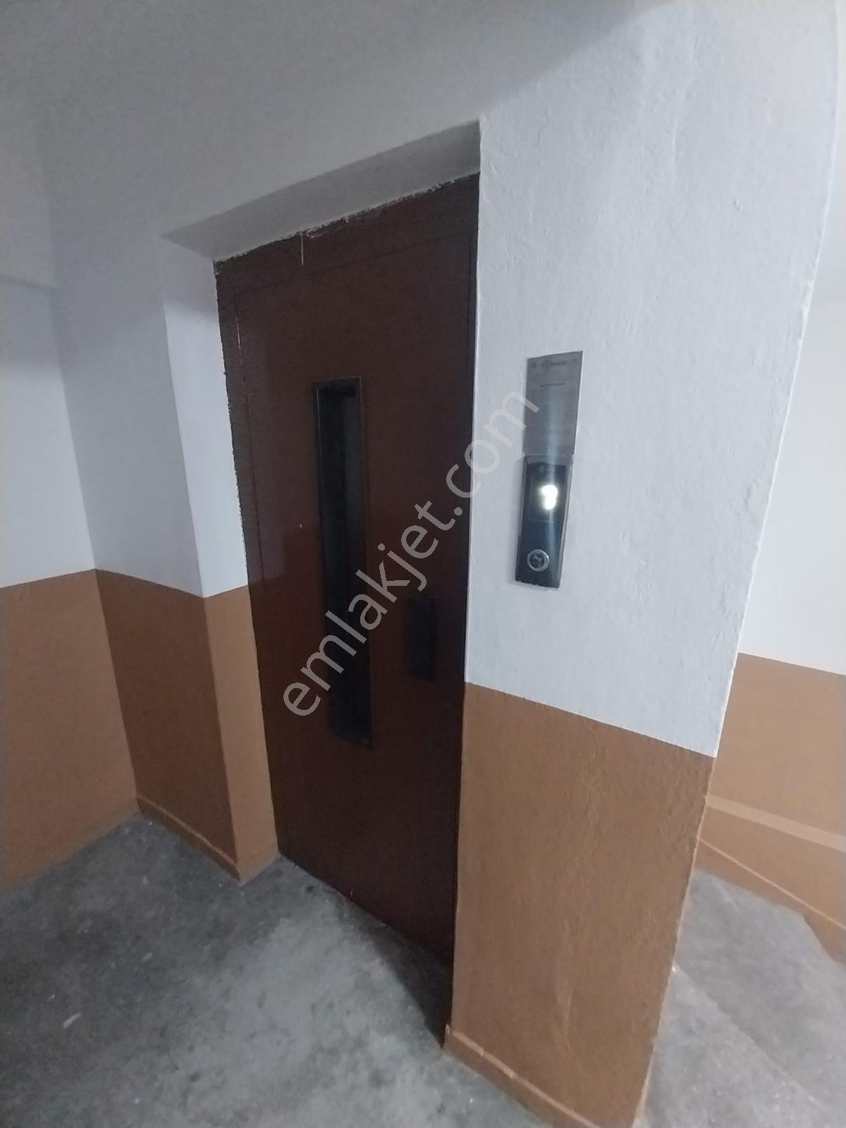 Şeker Mh. Sivrihisar Cd. İçi Full Yapılı Satılık 3+1 Daire - Görsel 14