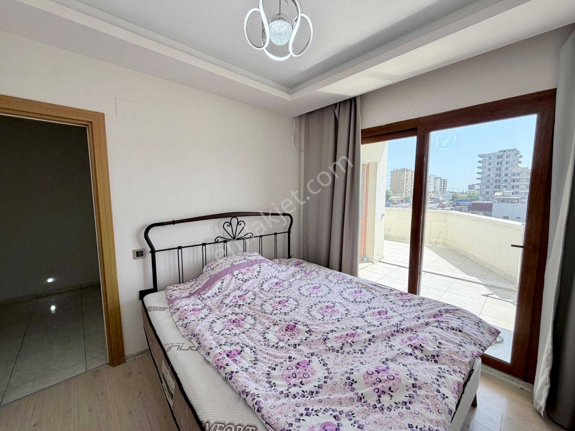Mersin Çeşmeli’de Satılık Özel Teraslı 3+1 Daire - Görsel 29
