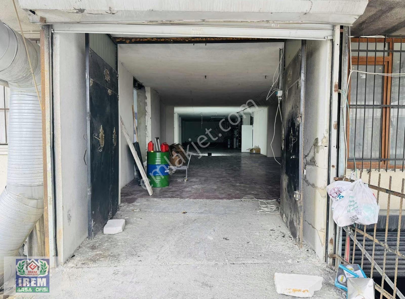 Arnavutköy Merkezde Kiralık Dükkan - Görsel 9