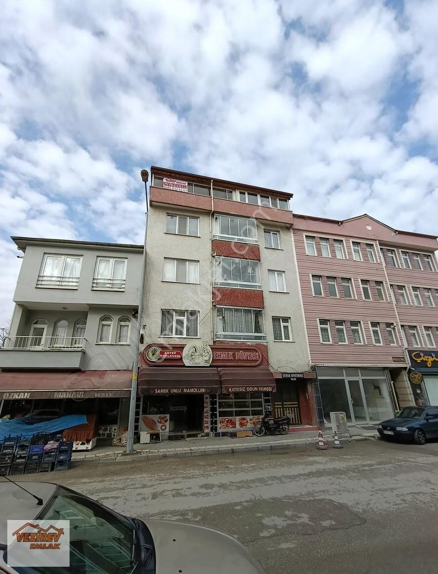 Vezirev Emlak'tan Şehir Merkezinde Fırsat 3+1 Satılık Daire