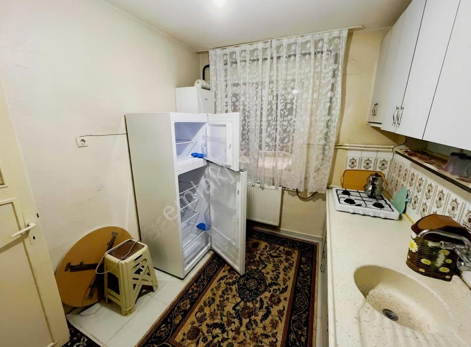 Sütlüce Mahallesi'nde Nef Civarı Eşyalı 3+1 Kiralık Daire - Görsel 3