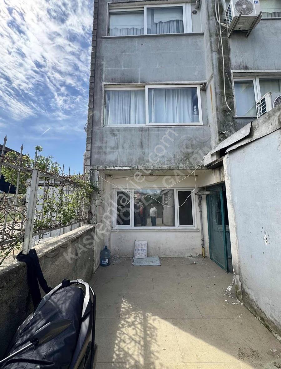 Ferhatpaşa Mahallesinde Kiralık 2+1 Daire İçi Yeni Yapılmış