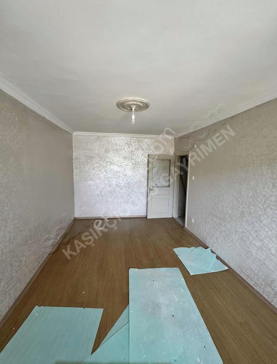 Ferhatpaşa Mahallesinde Kiralık 2+1 Daire İçi Yeni Yapılmış - Görsel 9