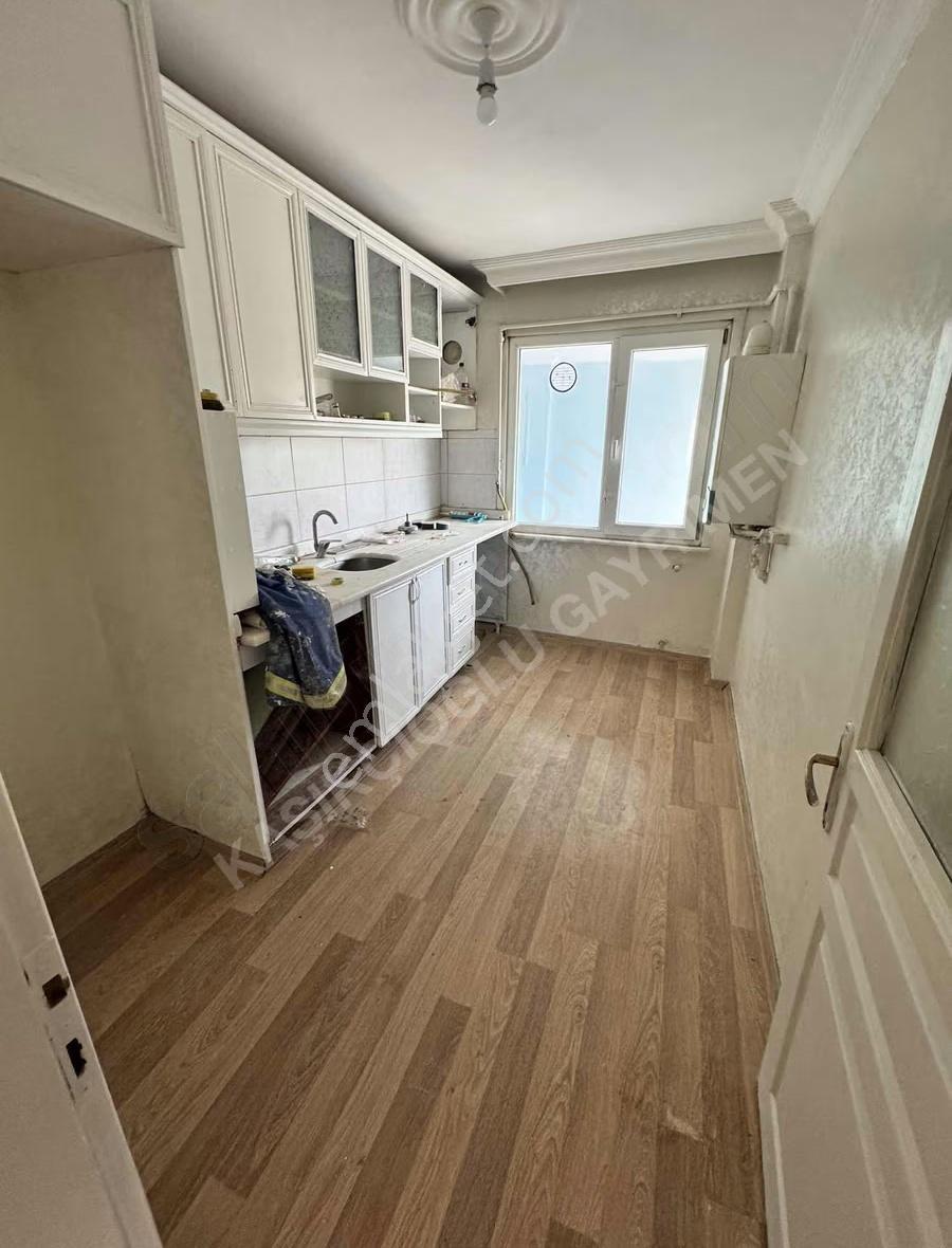 Ferhatpaşa Mahallesinde Kiralık 2+1 Daire İçi Yeni Yapılmış - Görsel 13