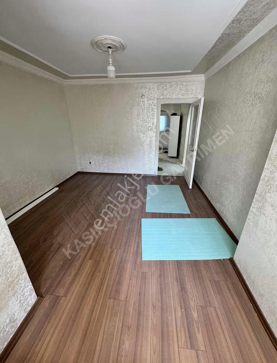 Ferhatpaşa Mahallesinde Kiralık 2+1 Daire İçi Yeni Yapılmış - Görsel 6