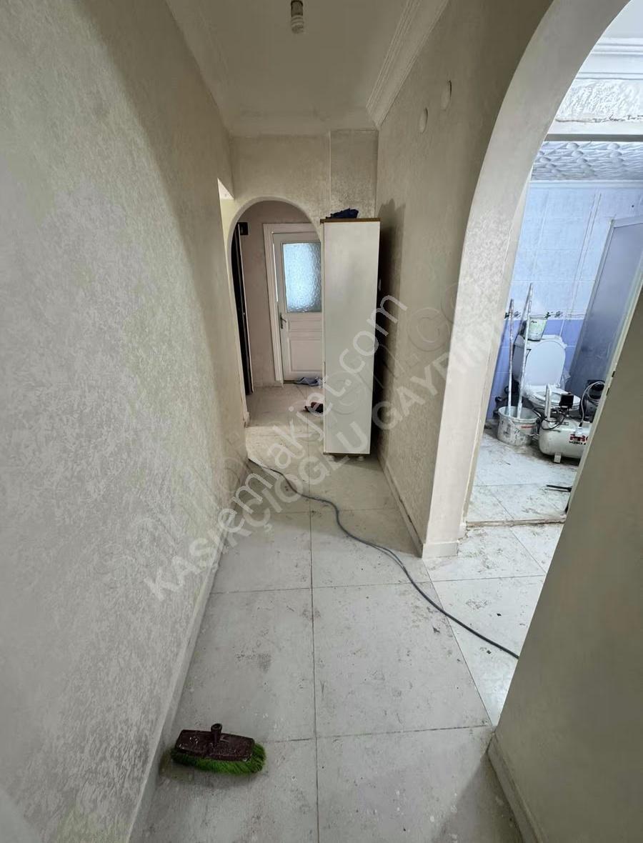 Ferhatpaşa Mahallesinde Kiralık 2+1 Daire İçi Yeni Yapılmış - Görsel 7