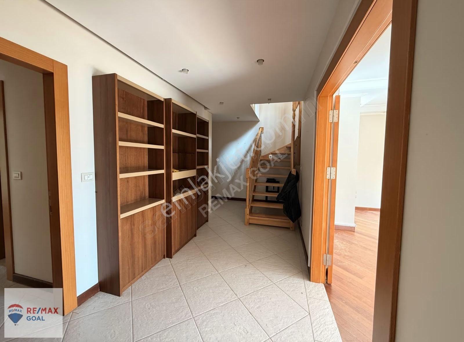 Taş Mektep Sokak 'da Dubleks Kiralık Daire - Görsel 25