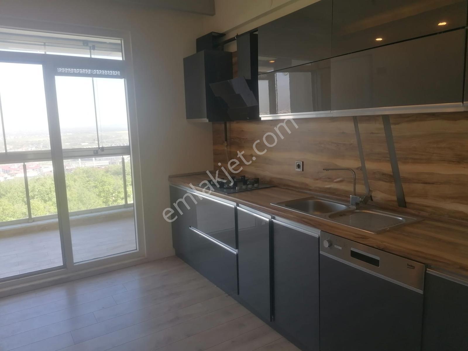 Çerkezköy Tepe Sun Valley Saraylarında 2+1 117 M2 Satılık Daire - Görsel 6