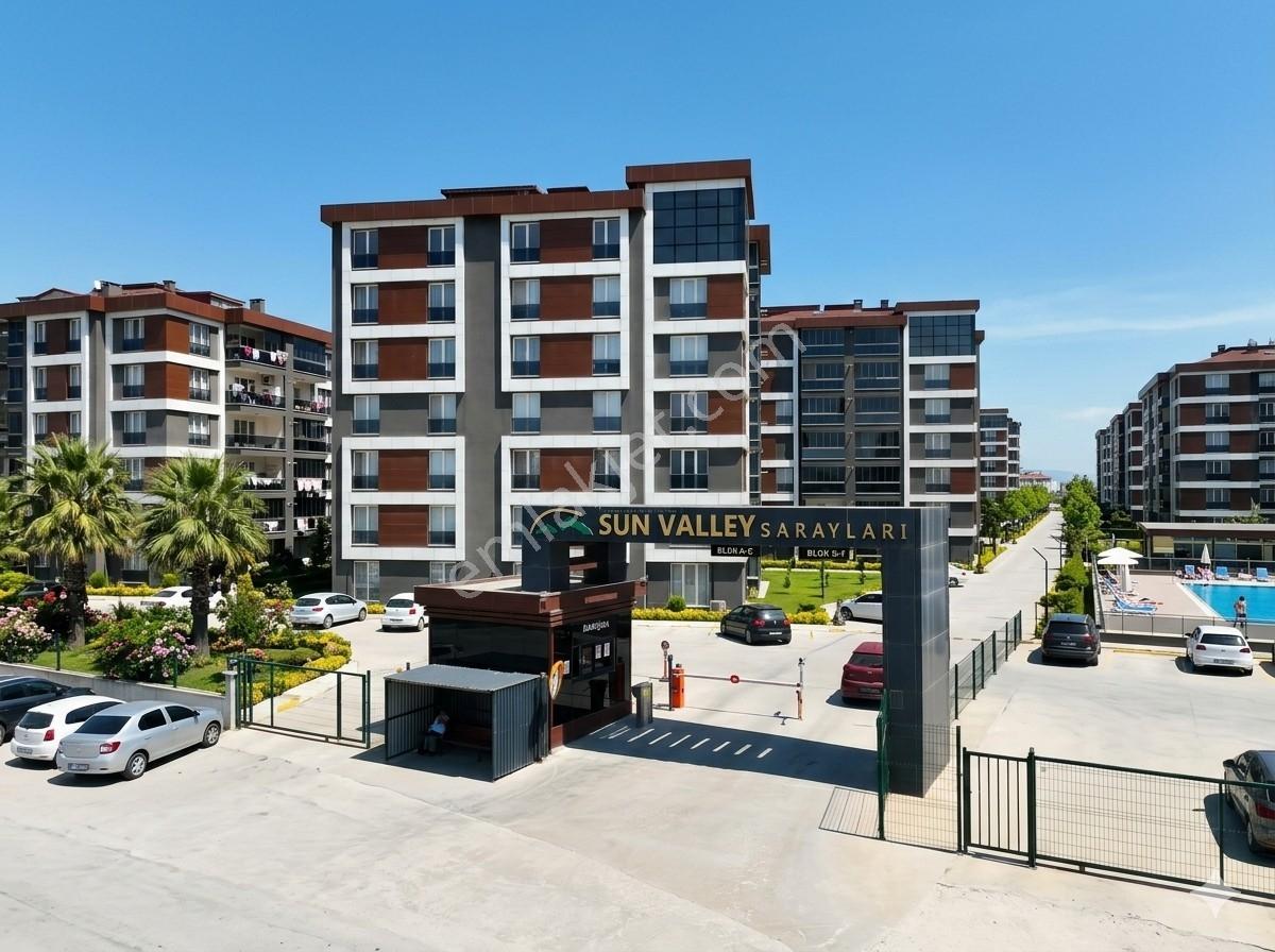 Çerkezköy Tepe Sun Valley Saraylarında 2+1 117 M2 Satılık Daire