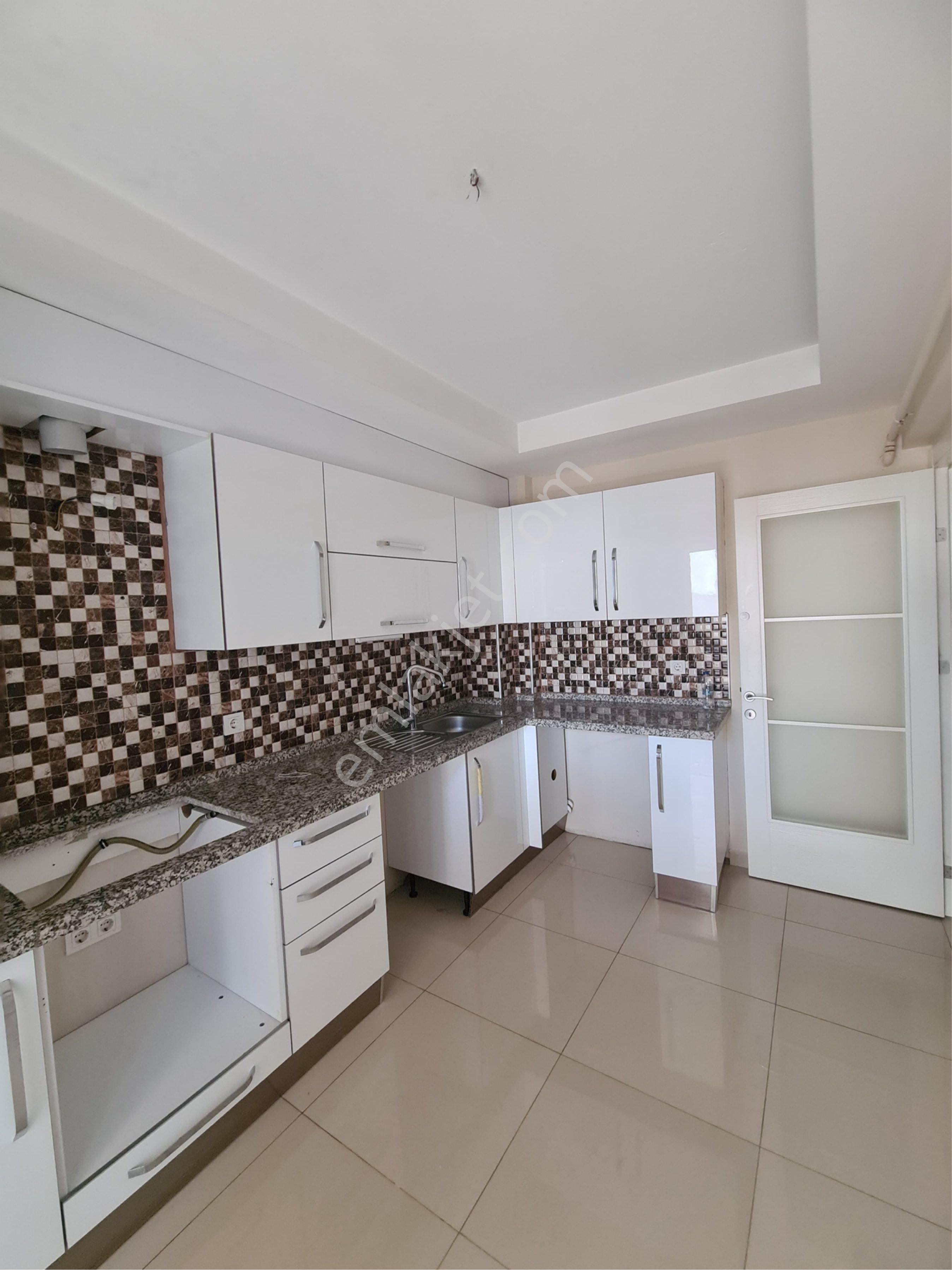 Aydın Efeler Girne Mahallesinde Kiralık Daire