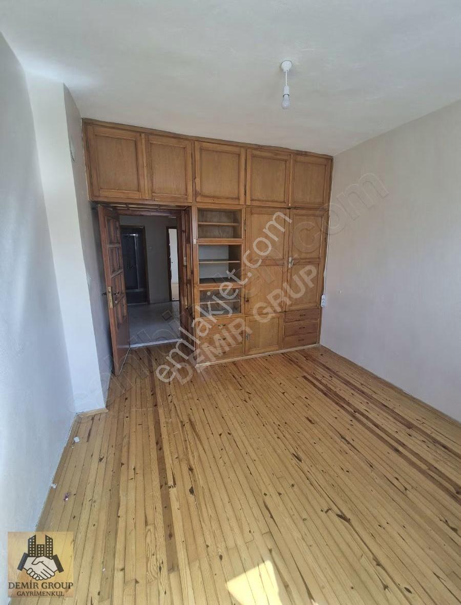 Tramvaya Cephe 2+1 Arakat Asansörlü Kiralık Daire - Görsel 8
