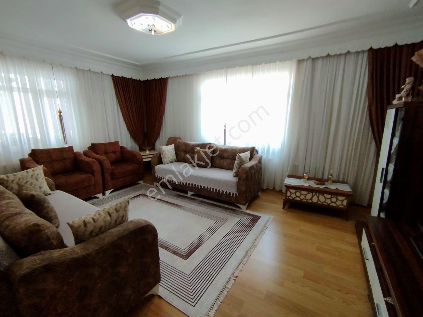 Bülent Yılmazdan Yunusemre Mah.3+1 Satılık 2.kat Daire - Görsel 32