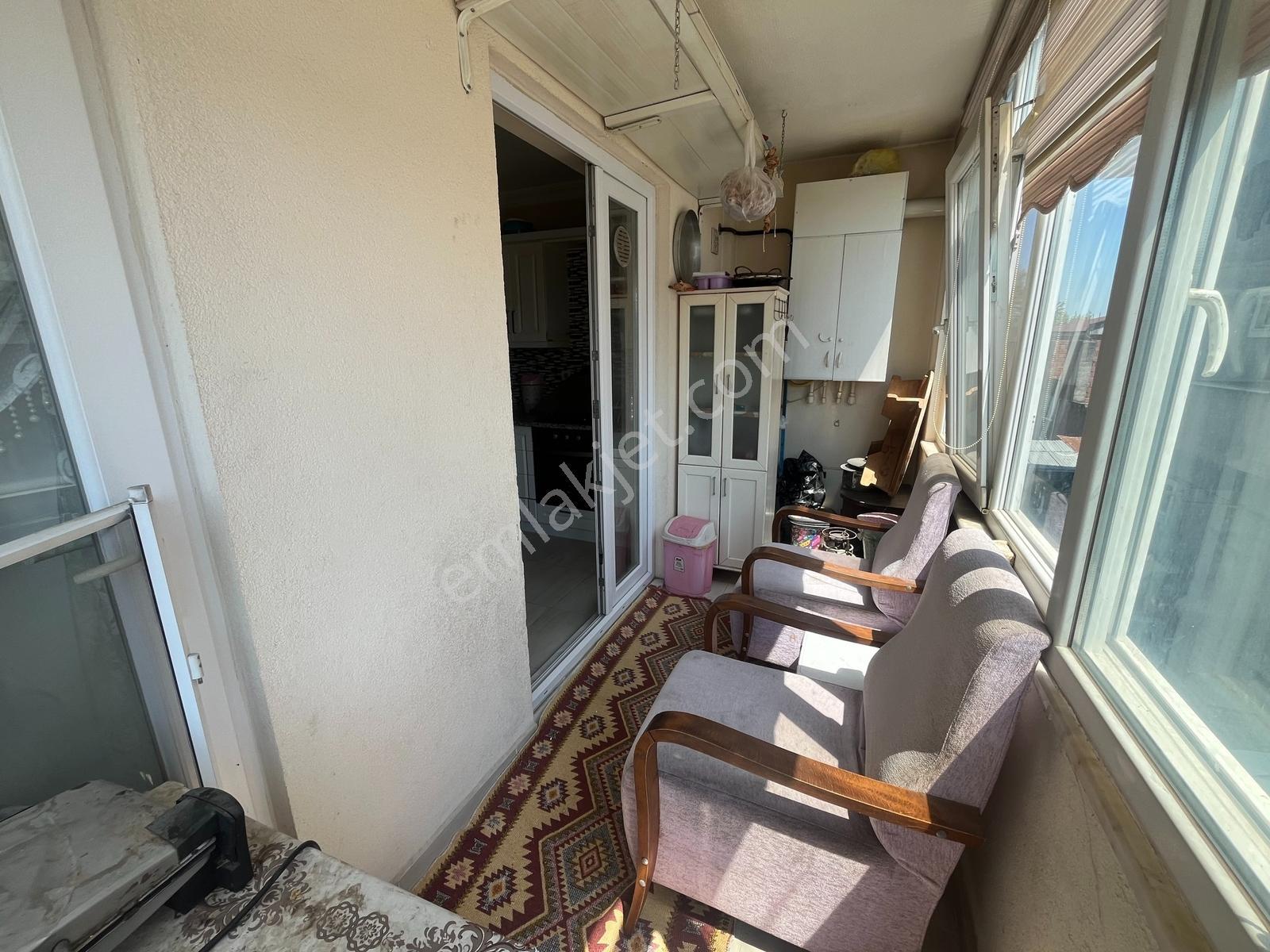 Söğütlü'de Kiralık Cadde Üzeri Arakat Geniş Daire - Görsel 7
