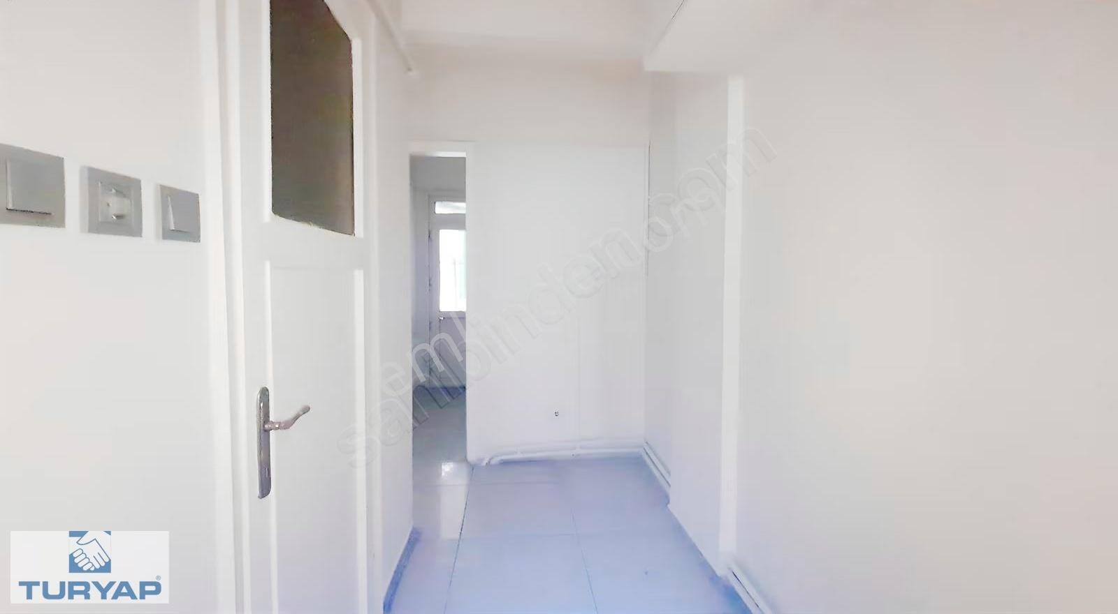 Turyap'tan Kadıköy Kuşdili Caddesinde 1.kat Kiralık Ofis - Görsel 3