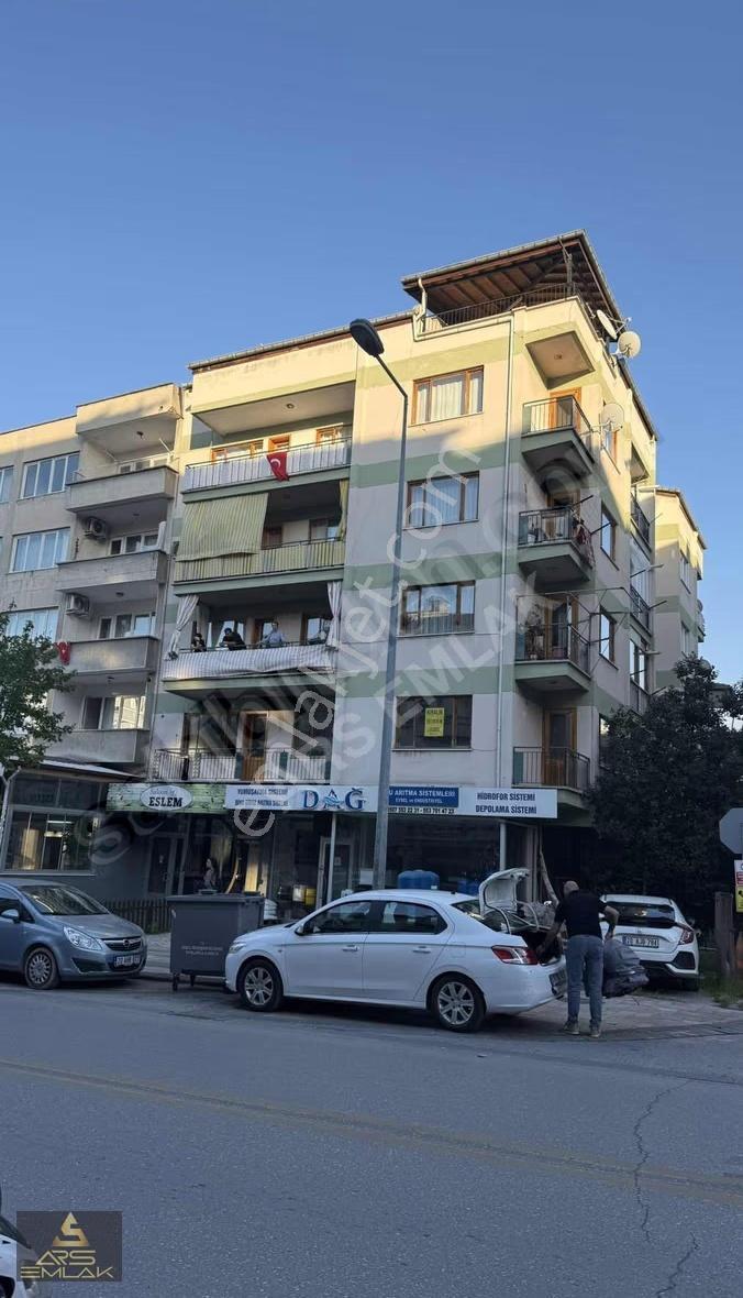 Ars Gayrimenkul'den Mehmetçik'te Kiralık 3+1 Daire - Görsel 2