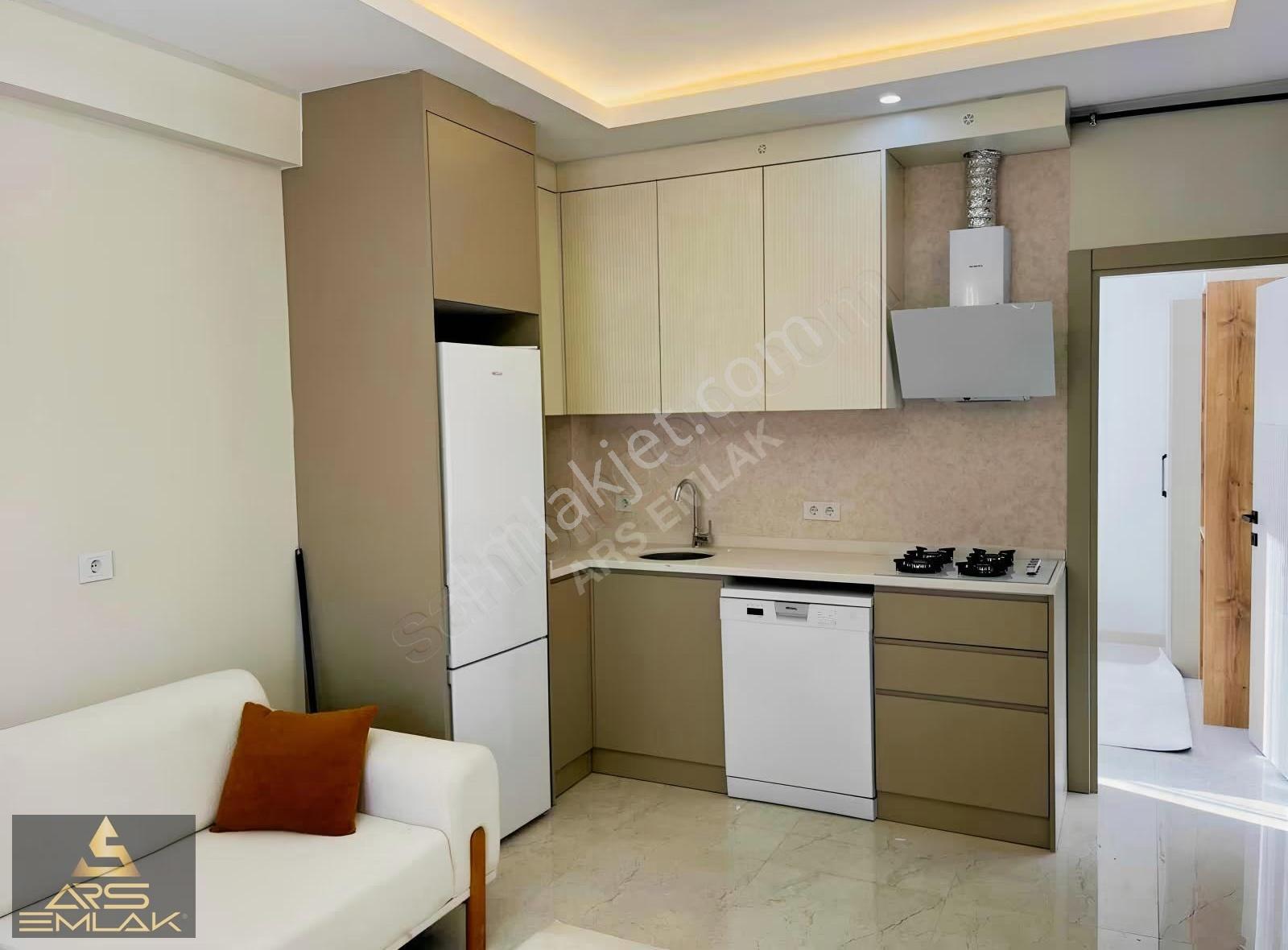 Ars Emlak Gayrimenkul'den Kiralık Zeytinköyde Sıfır 1+1 Lüx Aprt