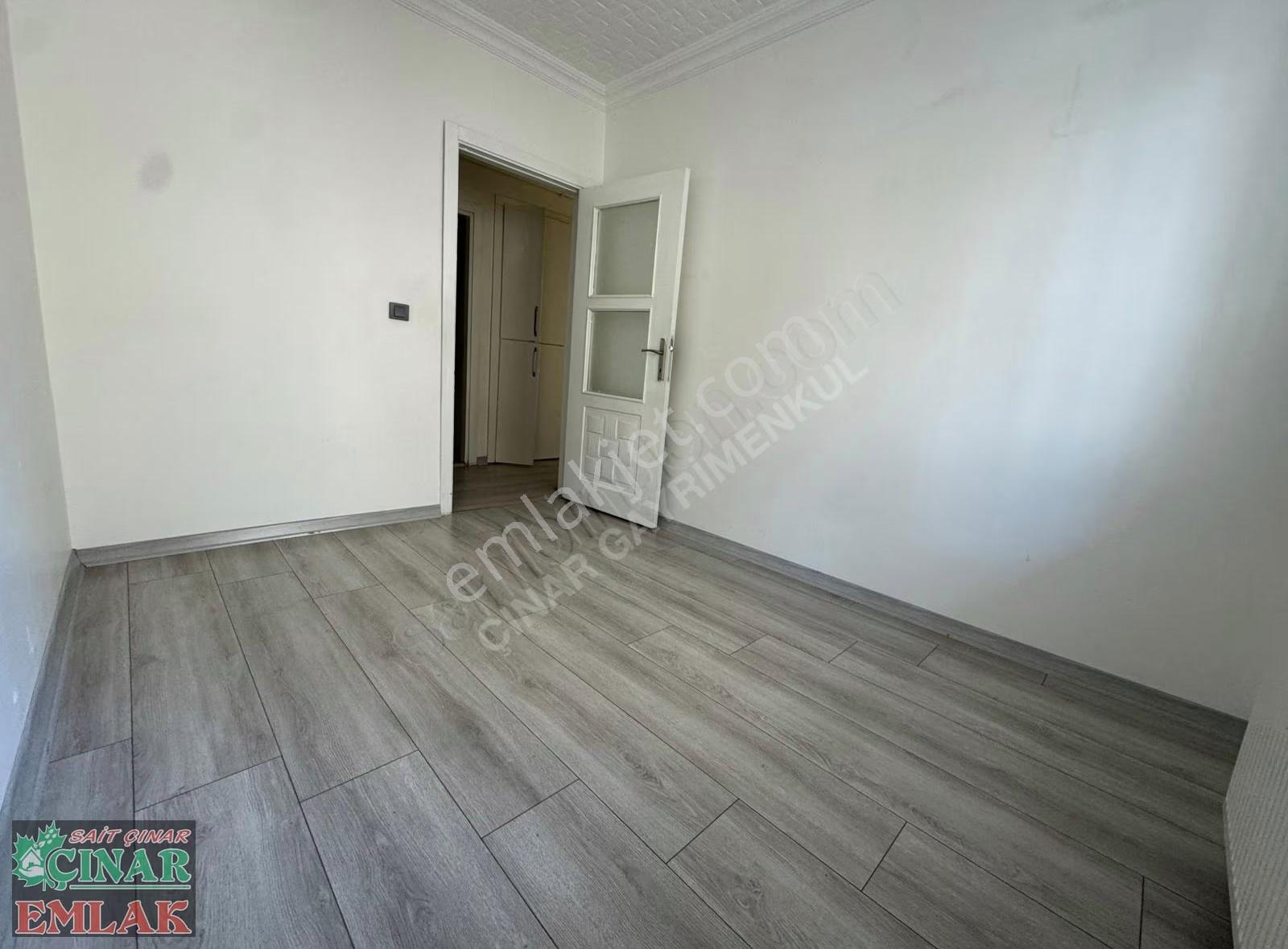 **çınar'dan**mükemmel Konumda Yüksek Kullanıma Sahip 1+1 Y.giriş - Görsel 13