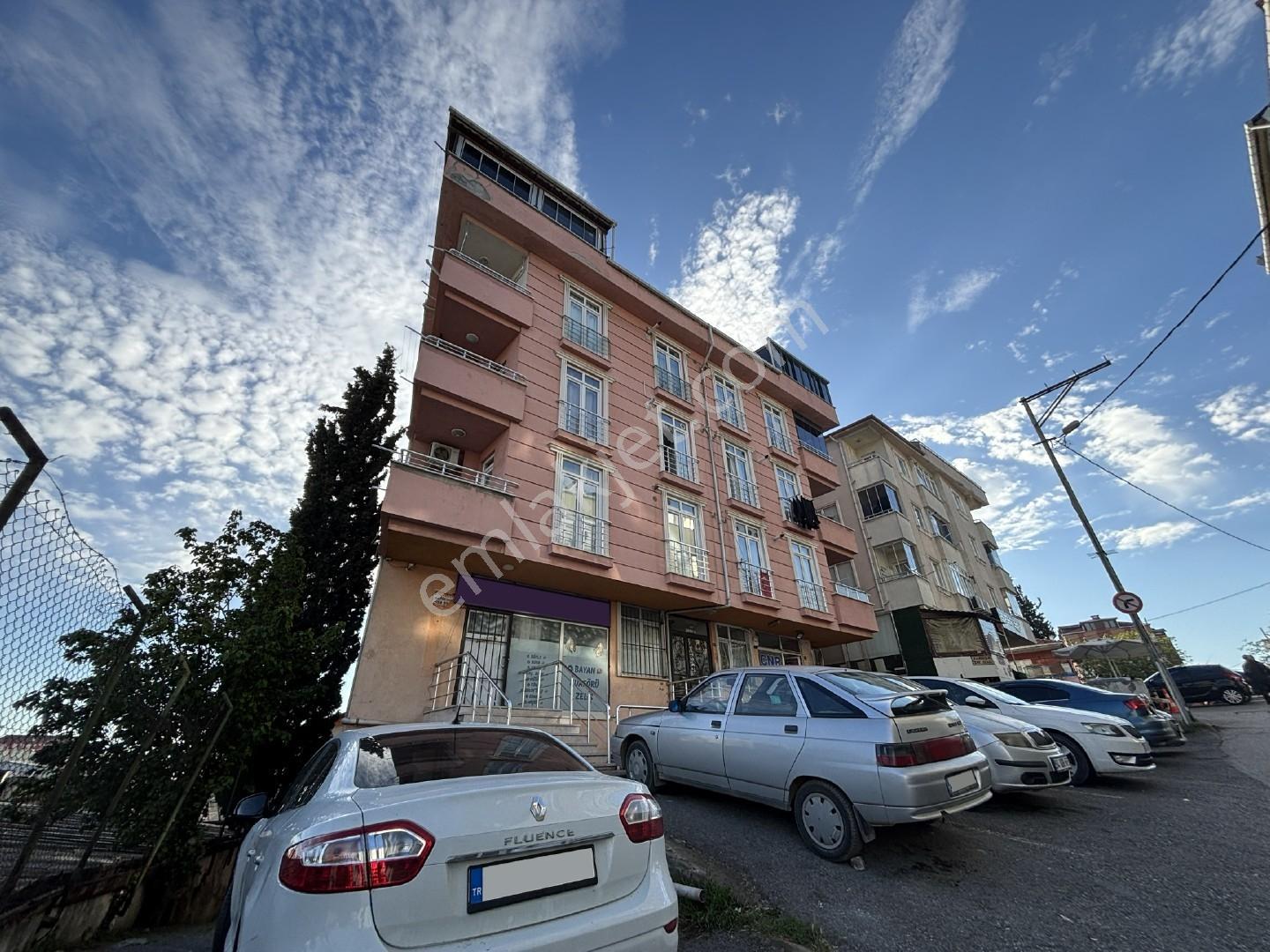 Pendik Dumlupınar Mahallesi | Satılık Çatı Dubleks - 4+2 Daire -