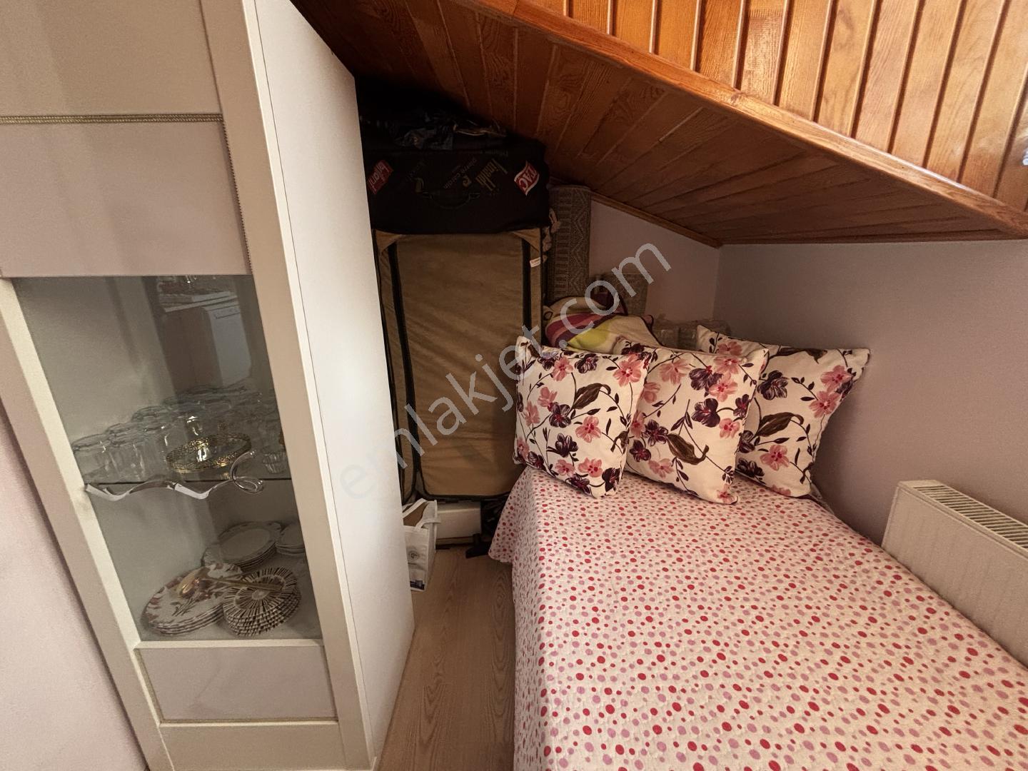 Pendik Dumlupınar Mahallesi | Satılık Çatı Dubleks - 4+2 Daire - - Görsel 4
