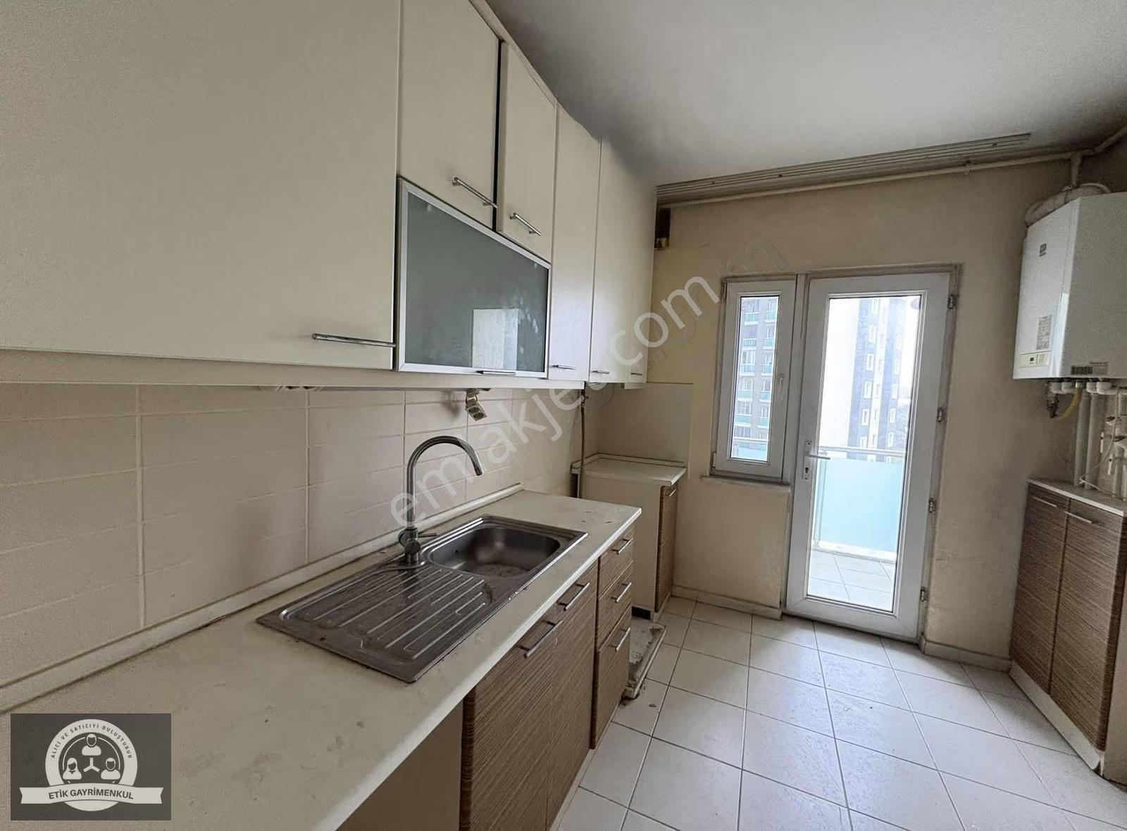 Kayabaşı Kiptaş Konutlarında 3+1 100 M2 Satılık Arakat Daire - Görsel 25