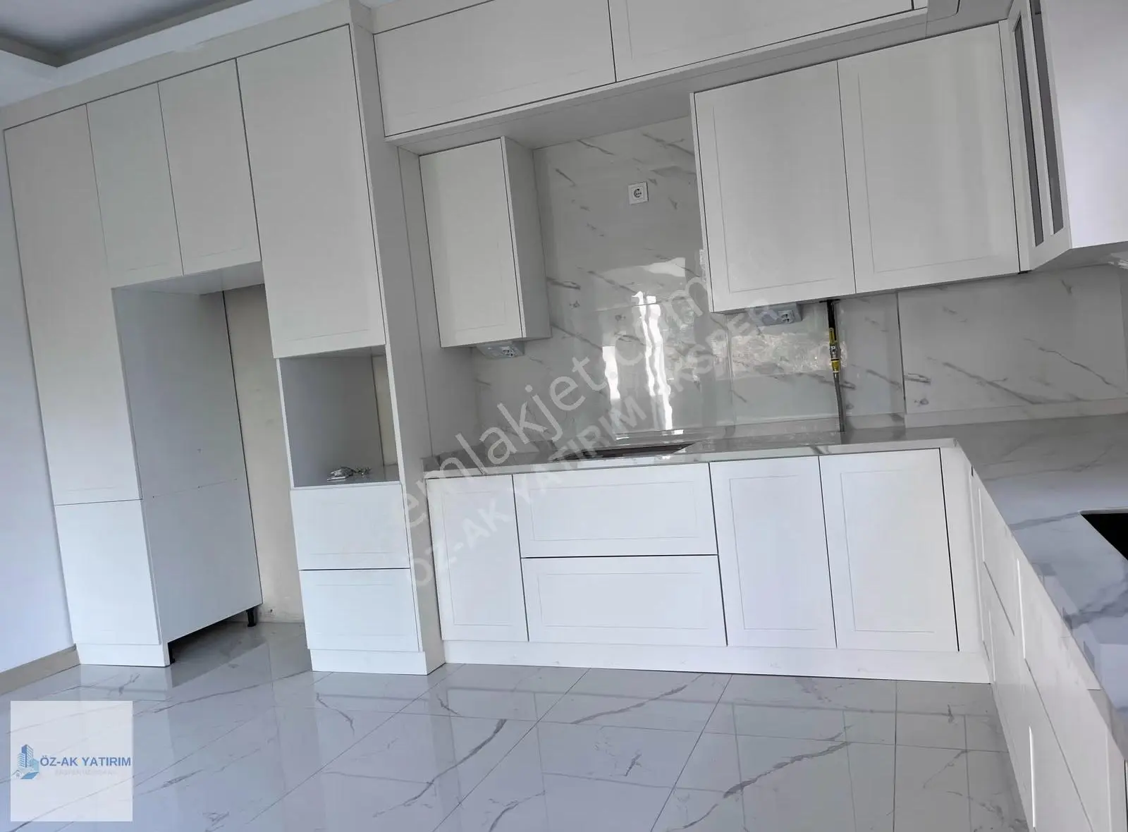 Öz-ak Tan Müthiş Villa! Müthiş Konum Müthiş Fırsat! 300 M2 Villa - Görsel 4