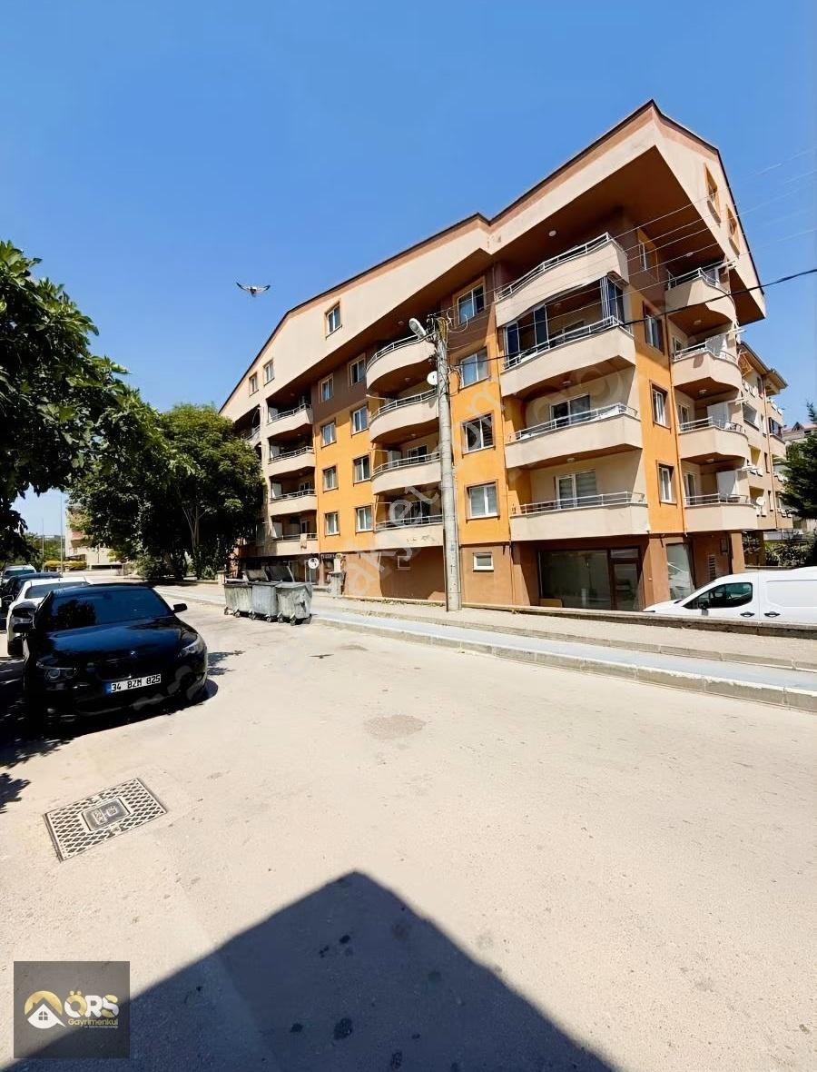 Örs Gayrimenkul'den Görüklede Geniş Metrekare 2+1 Kiralık Daire