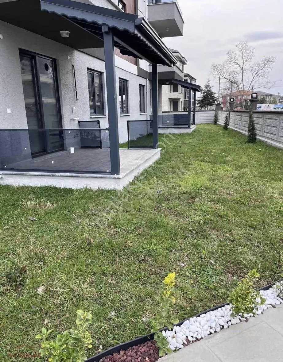 Aziziye Mahallesinde Ara Katta Havuzlu Kiralık Sıfır 2+1 Daire - Görsel 5